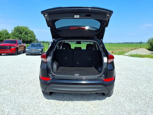Used 2018 Hyundai Tucson SE w/ Cargo Package FWD image 18