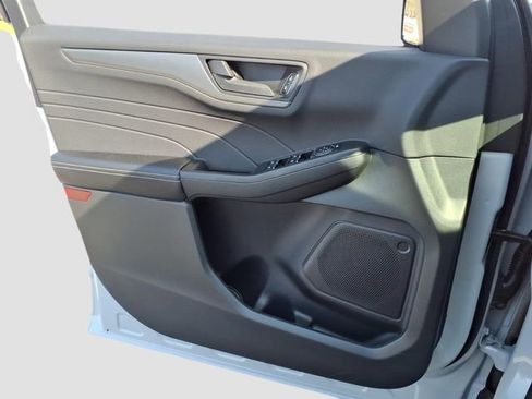 New 2026 Ford Escape Active FWD image 19
