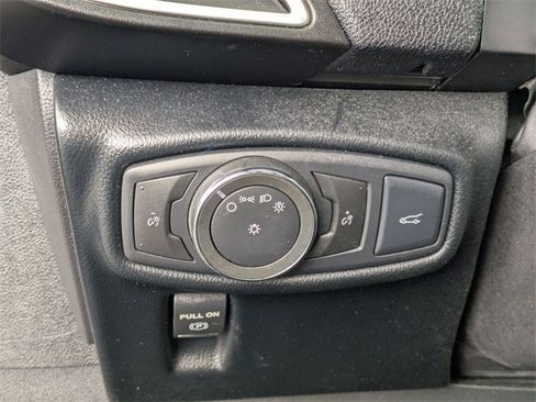 Used 2016 Lincoln MKX Reserve w/ Luxury Package image 14