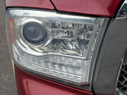 Used 2014 RAM 1500 Laramie Longhorn AWD/4WD image 9