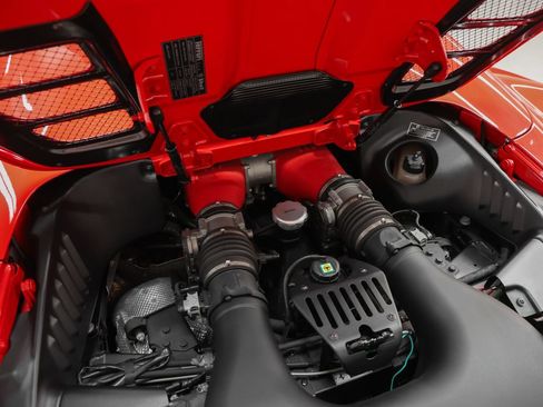 Certified 2014 Ferrari 458 Spider RWD image 37