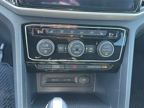 Used 2022 Volkswagen Atlas SE image 13