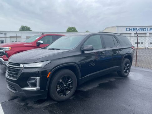 Used 2023 Chevrolet Traverse LS w/ Midnight/Sport Edition FWD image 1