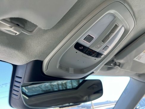 Certified 2023 Volvo XC90 T8 Ultimate AWD/4WD image 20