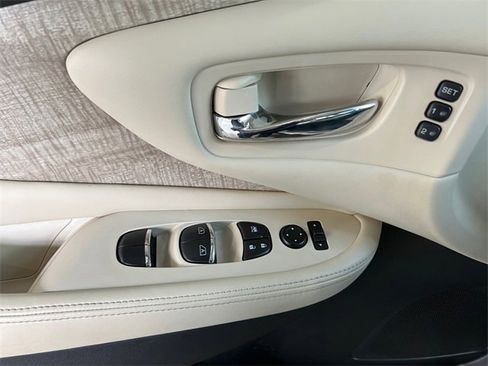 Used 2021 Nissan Murano SL image 17