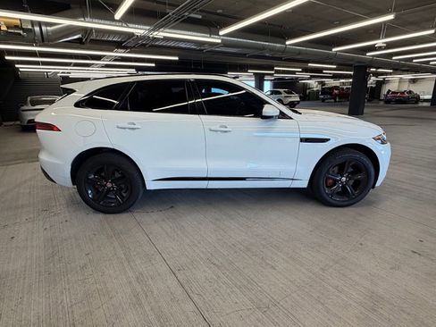 Used 2019 Jaguar F-PACE S image 5