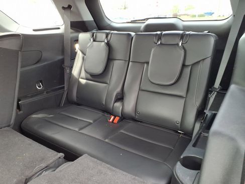 Used 2023 Ford Explorer XLT w/ Equipment Group 202A AWD/4WD image 29