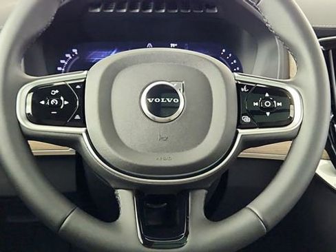 Used 2026 Volvo XC90 B6 Plus w/ Protection Package Premier AWD/4WD image 26