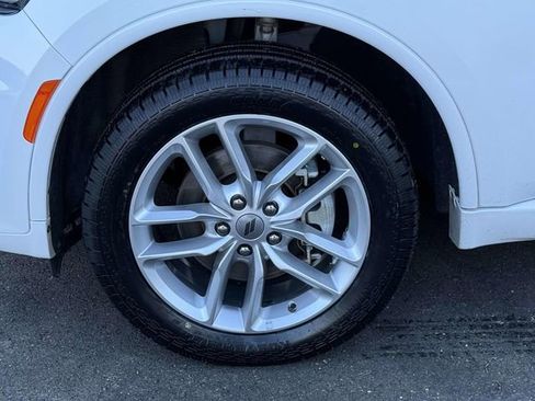 Used 2023 Dodge Durango GT image 7