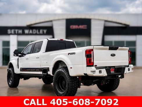 Used 2023 Ford F550 4x4 Crew Cab Super Duty image 5