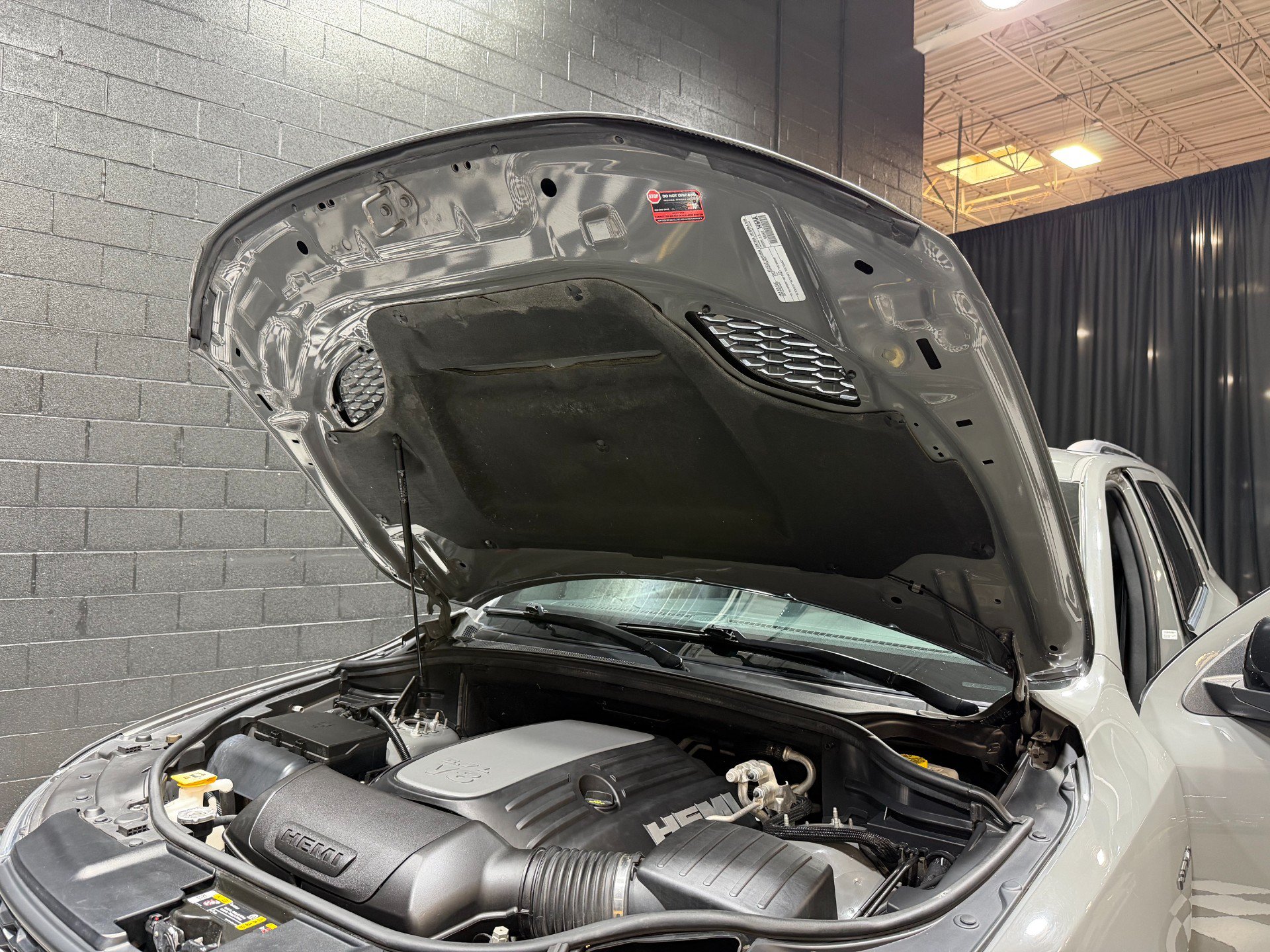 Used 2023 Dodge Durango R/T w/ Blacktop Package AWD/4WD image 81