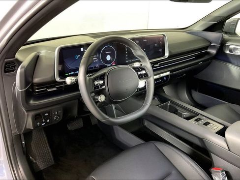 Used 2025 Hyundai Ioniq 6 SEL RWD image 14