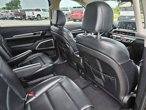 Used 2020 Kia Telluride S AWD/4WD image 30