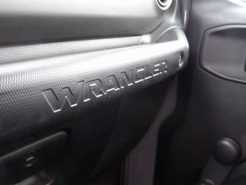 Used 2019 Jeep Wrangler Unlimited Sport image 20