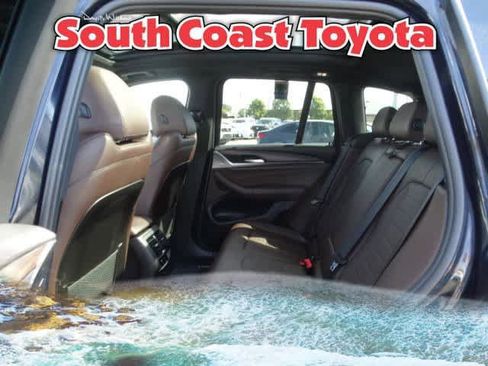 Used 2018 BMW X3 xDrive30i w/ M Sport Package image 21