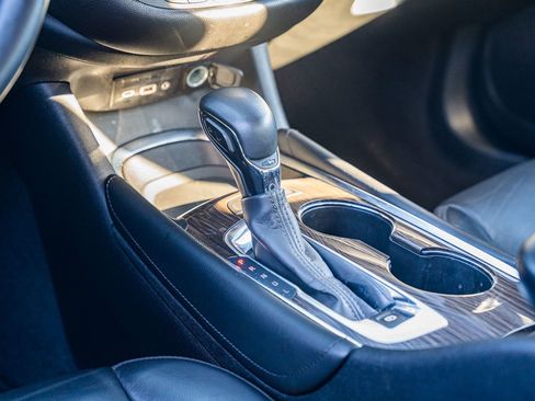 Used 2024 Chevrolet Malibu LT image 27