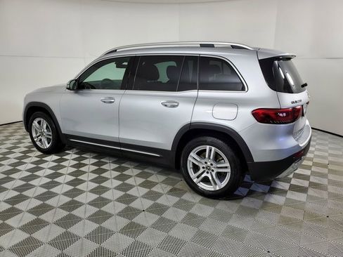 Used 2021 Mercedes-Benz GLB 250 4MATIC image 5
