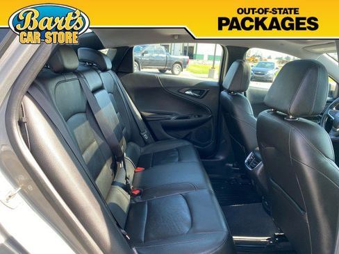 Used 2017 Chevrolet Malibu LT w/ Leather Package image 10