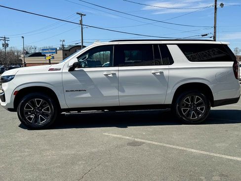 Used 2022 Chevrolet Suburban Z71 w/ Luxury Package AWD/4WD image 7