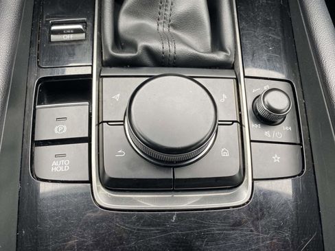 Used 2023 MAZDA MAZDA3 s image 31