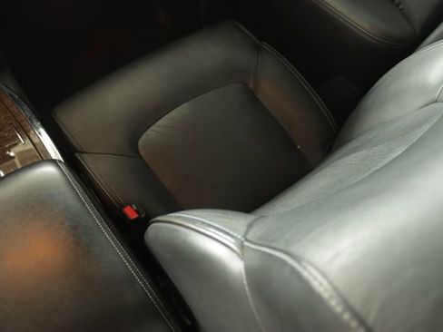 Used 2016 INFINITI QX80 4WD w/ Driver's Assistance Package image 28