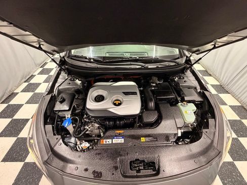 Used 2017 Hyundai Sonata SE FWD image 16
