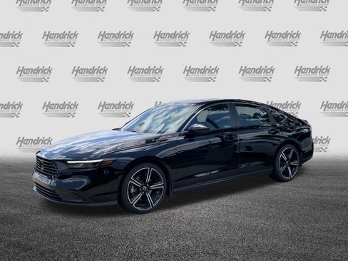 Used 2024 Honda Accord Sport image 5