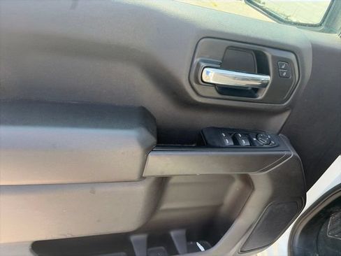 Used 2024 Chevrolet Silverado 1500 Custom AWD/4WD image 17