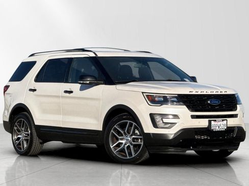 Used 2017 Ford Explorer Sport image 1