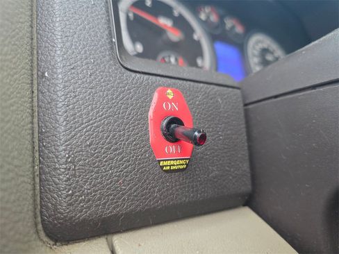 Used 2012 RAM 3500 Laramie Longhorn w/ Max Tow Pkg image 22