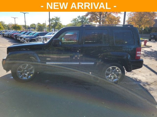 Used 2012 Jeep Liberty Sport AWD/4WD image 6