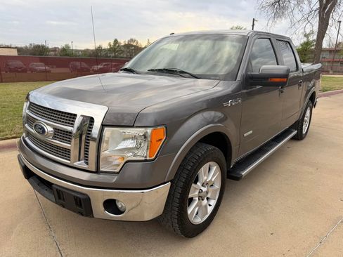 Used 2011 Ford F150 Lariat w/ Lariat Plus Pkg RWD image 2