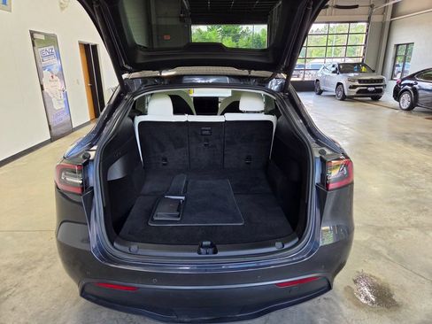 Used 2020 Tesla Model Y Long Range AWD/4WD image 10