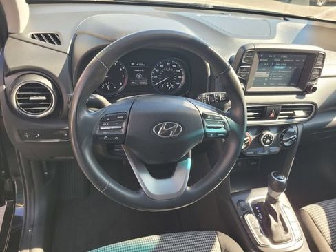 Used 2018 Hyundai Kona SEL image 30