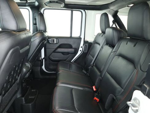 Used 2021 Jeep Wrangler Unlimited Rubicon image 17