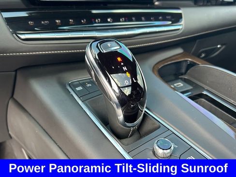 Used 2024 Cadillac Escalade ESV Premium Luxury Platinum image 14