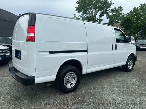 Used 2021 Chevrolet Express 2500 w/ Driver Convenience Package RWD image 8