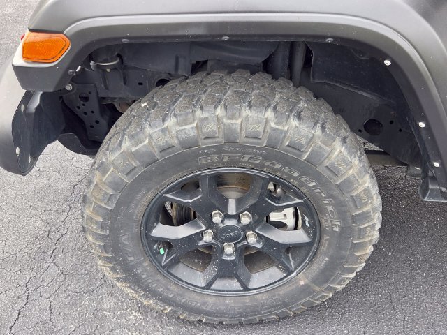 Used 2022 Jeep Wrangler Unlimited Sport AWD/4WD image 17