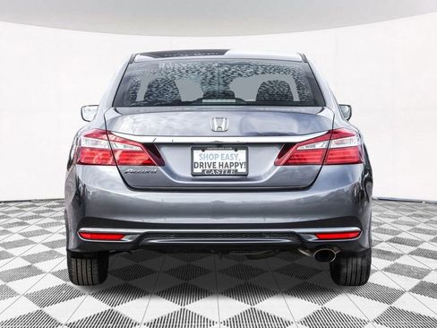 Used 2016 Honda Accord LX image 10