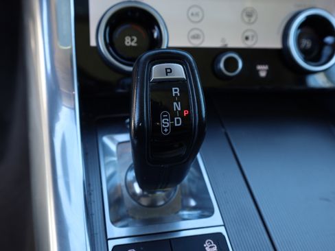 Used 2018 Land Rover Range Rover Sport Supercharged image 13