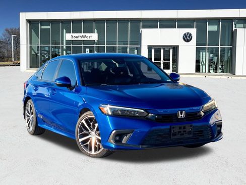 Used 2022 Honda Civic Touring image 1