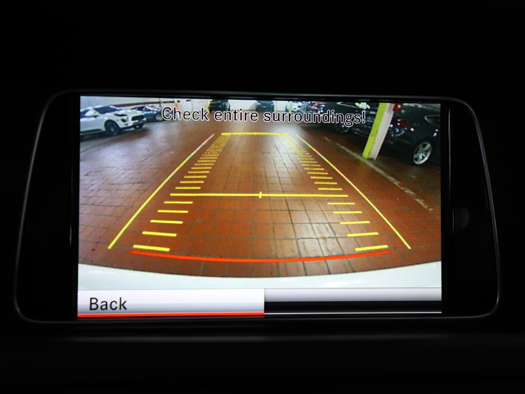 Used 2014 Mercedes-Benz E 350 Sedan image 19
