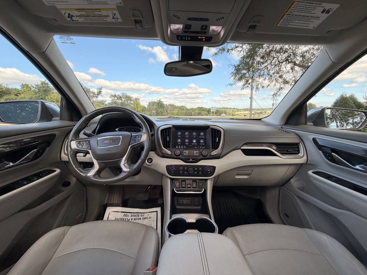 Used 2019 GMC Terrain Denali w/ Advanced Safety Package AWD/4WD image 27