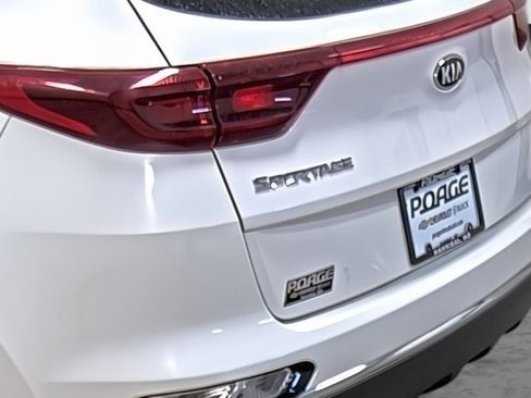 Used 2020 Kia Sportage EX AWD/4WD image 10