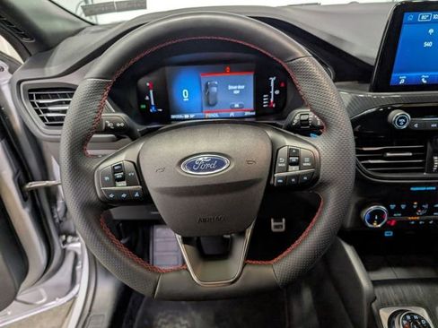 Used 2023 Ford Escape ST-Line image 16