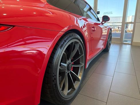 Used 2015 Porsche 911 GT3 RWD image 6