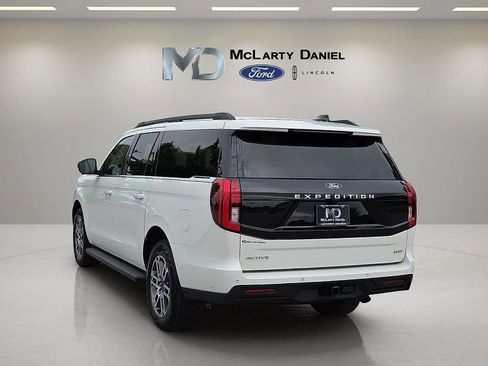 Certified 2025 Ford Expedition Max Active AWD/4WD image 4