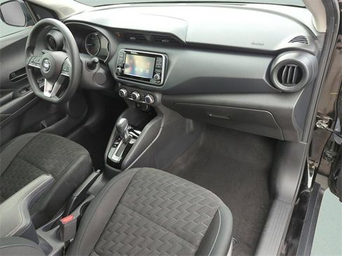 Certified 2021 Nissan Kicks S image 11