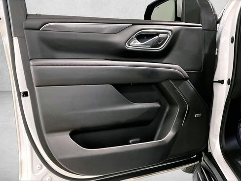 Used 2023 Chevrolet Tahoe RST w/ Luxury Package RWD image 18