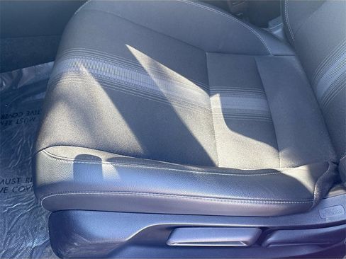 Used 2025 Honda Civic Sport image 18